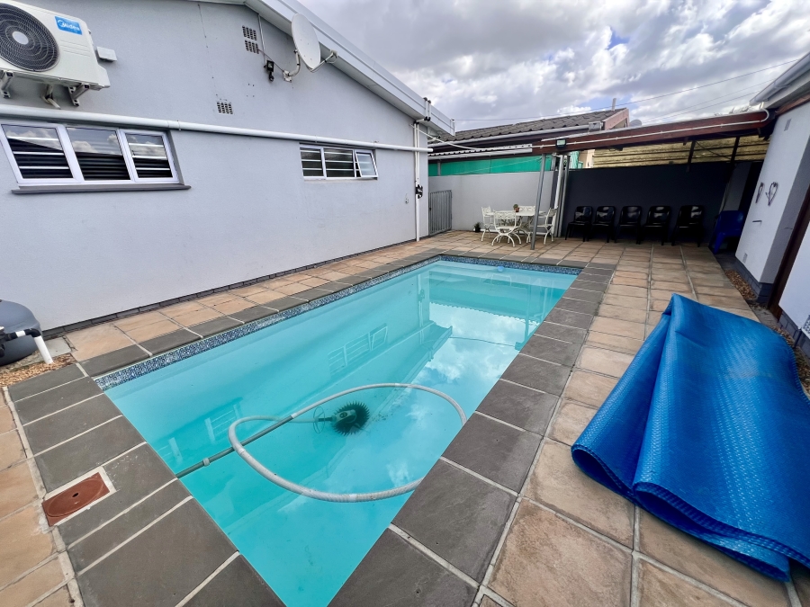 3 Bedroom Property for Sale in Vasco Estate Western Cape